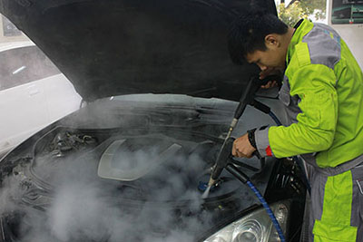 Why we use steam cleaning car